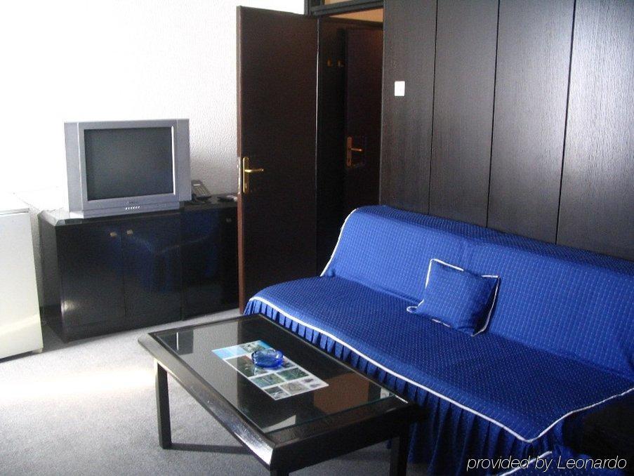 Ambasador Hotel Nis Room photo